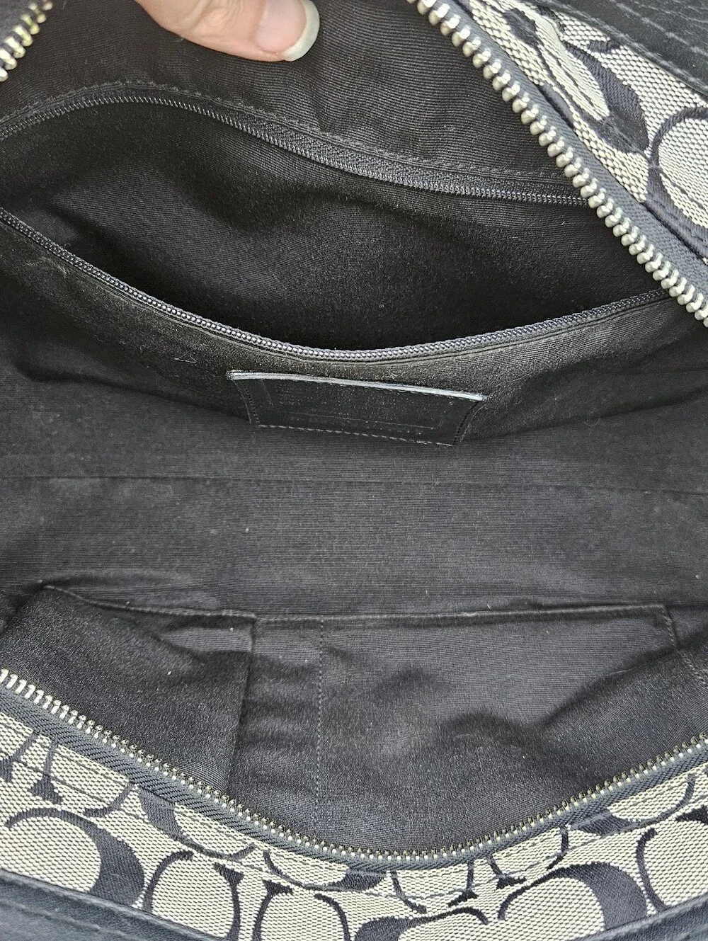 Coach Hampton Signature Carryall Satchel F13975 Black Gray Canvas Leather Turnlo